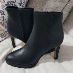 Nine West Black Leather Ankle Heeled Boots
